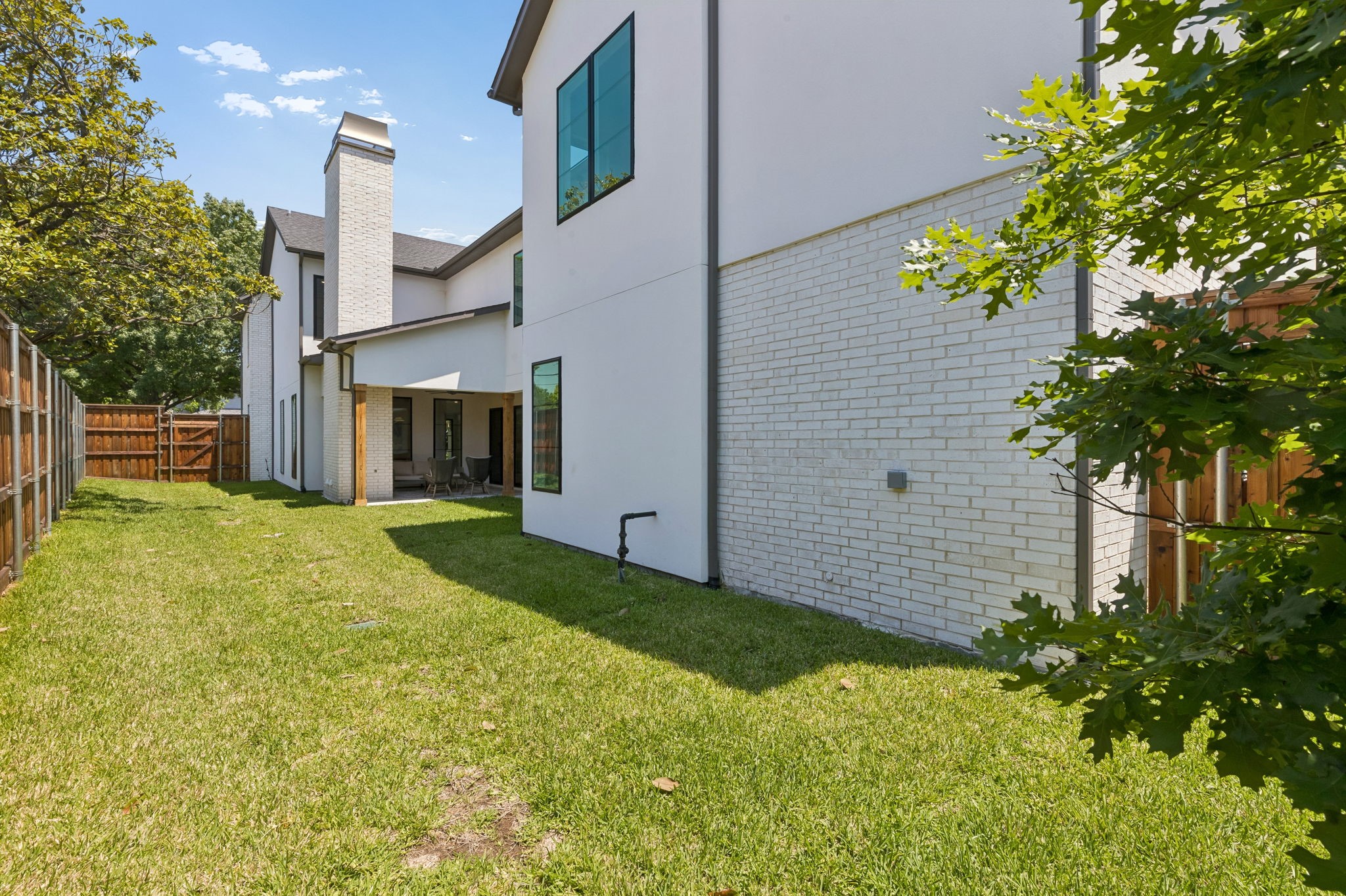 6402 Kenwood Avenue Dallas TX 75214