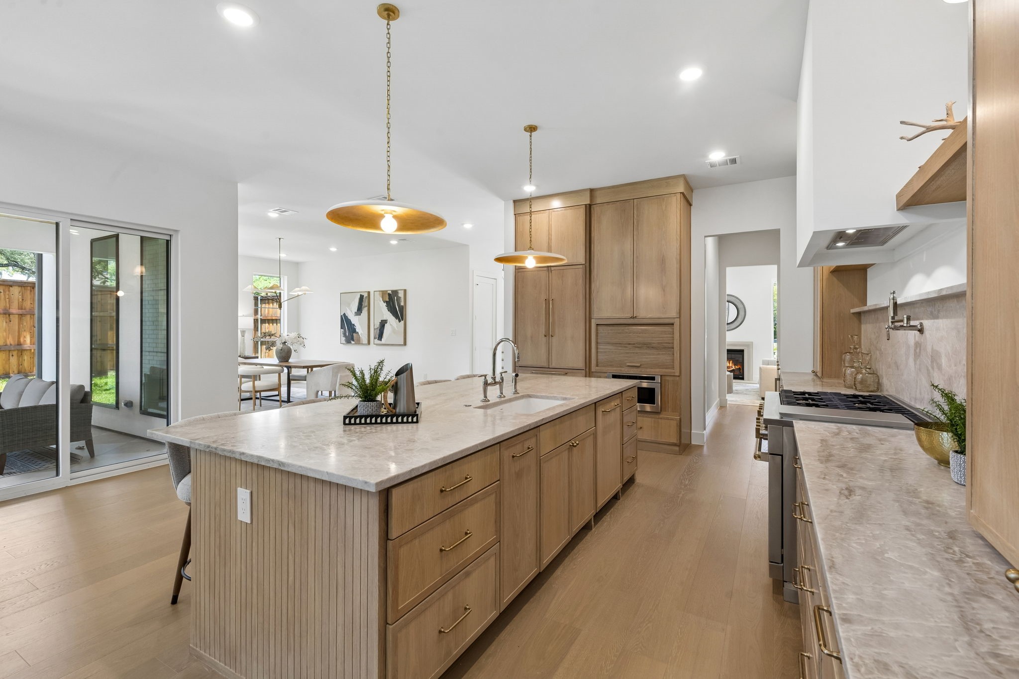 6402 Kenwood Avenue Dallas TX 75214