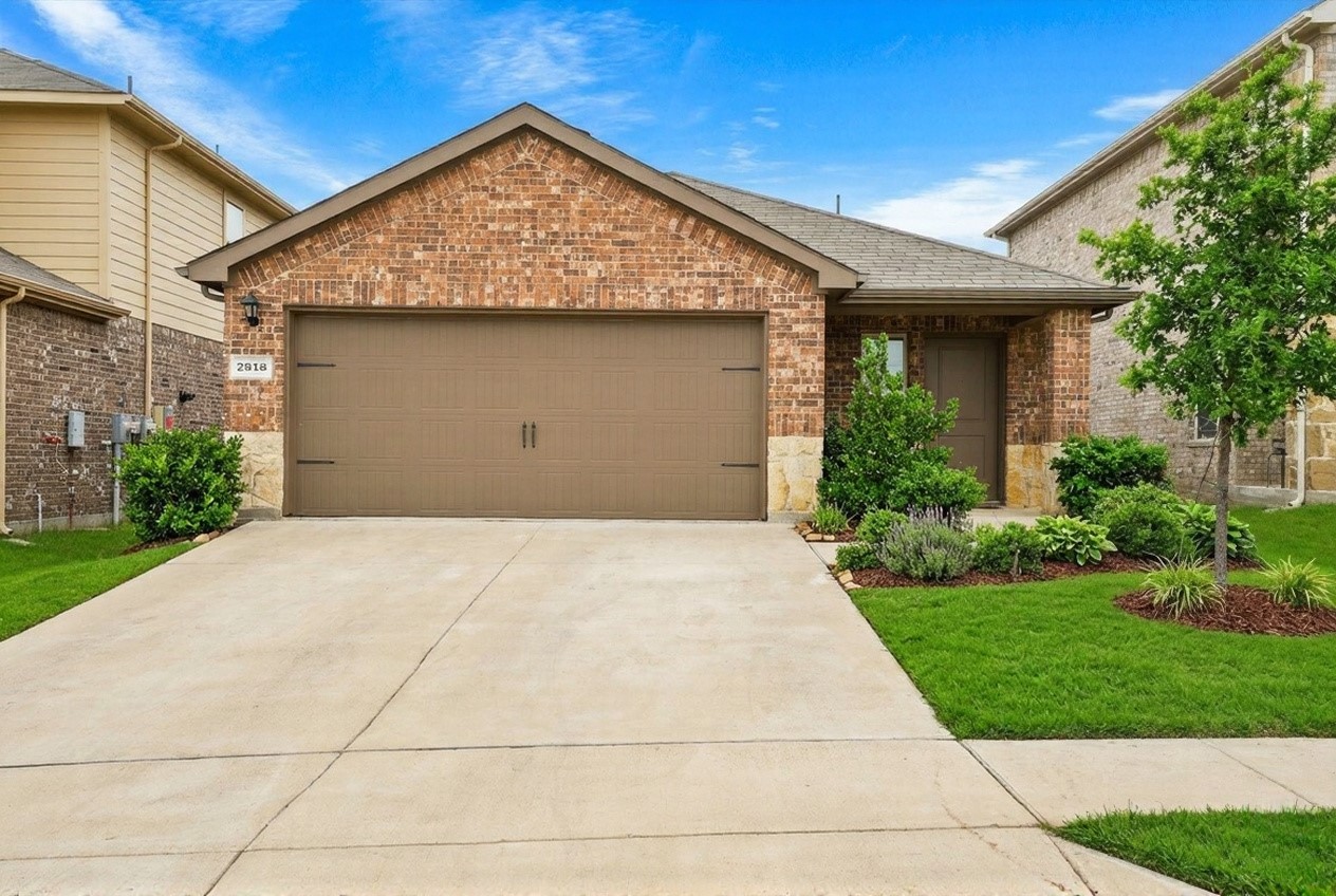 2818 Highgarden Trail Crandall TX 75114
