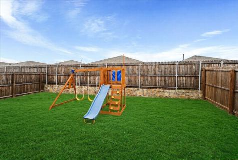 2818 Highgarden Trail Crandall TX 75114