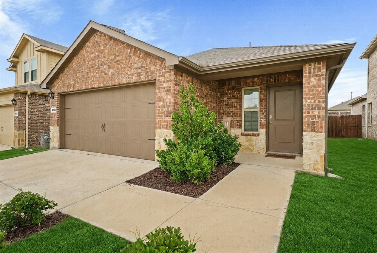 2818 Highgarden Trail Crandall TX 75114