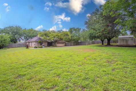 9900 Oak Ridge Circle Woodway TX 76712