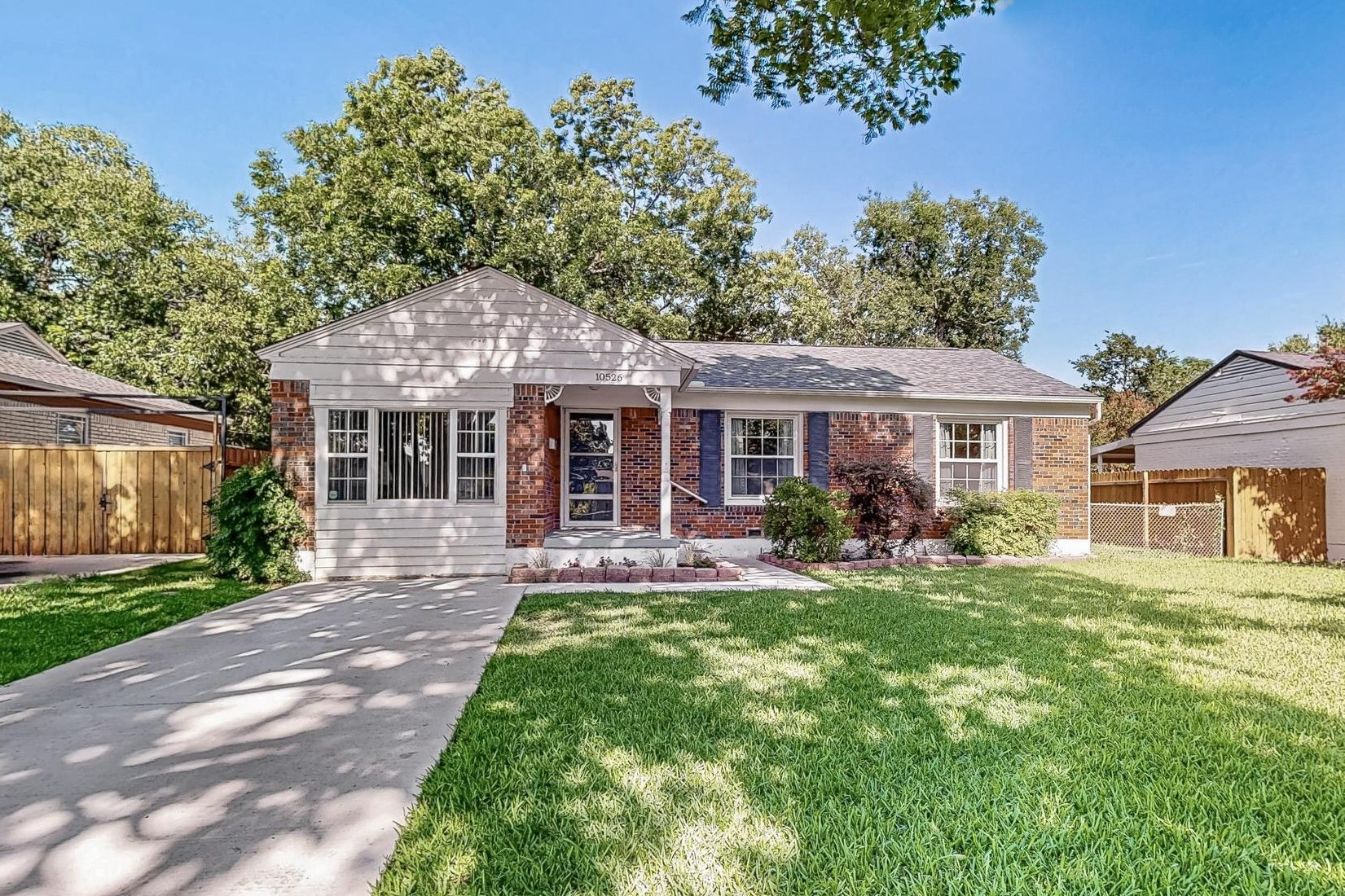 10526 Desdemona Drive Dallas TX 75228