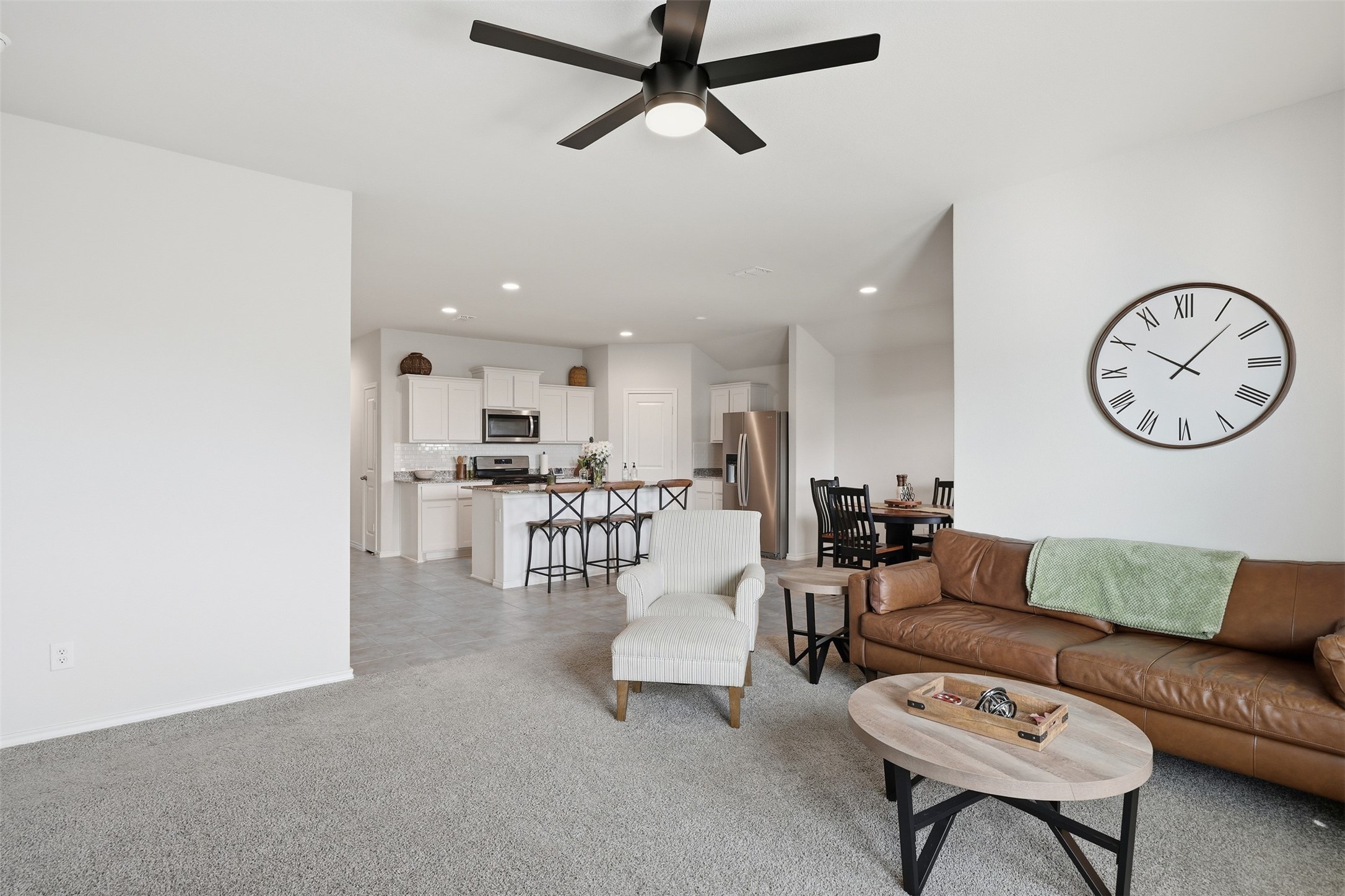 613 Whitecomb Lane Justin TX 76247