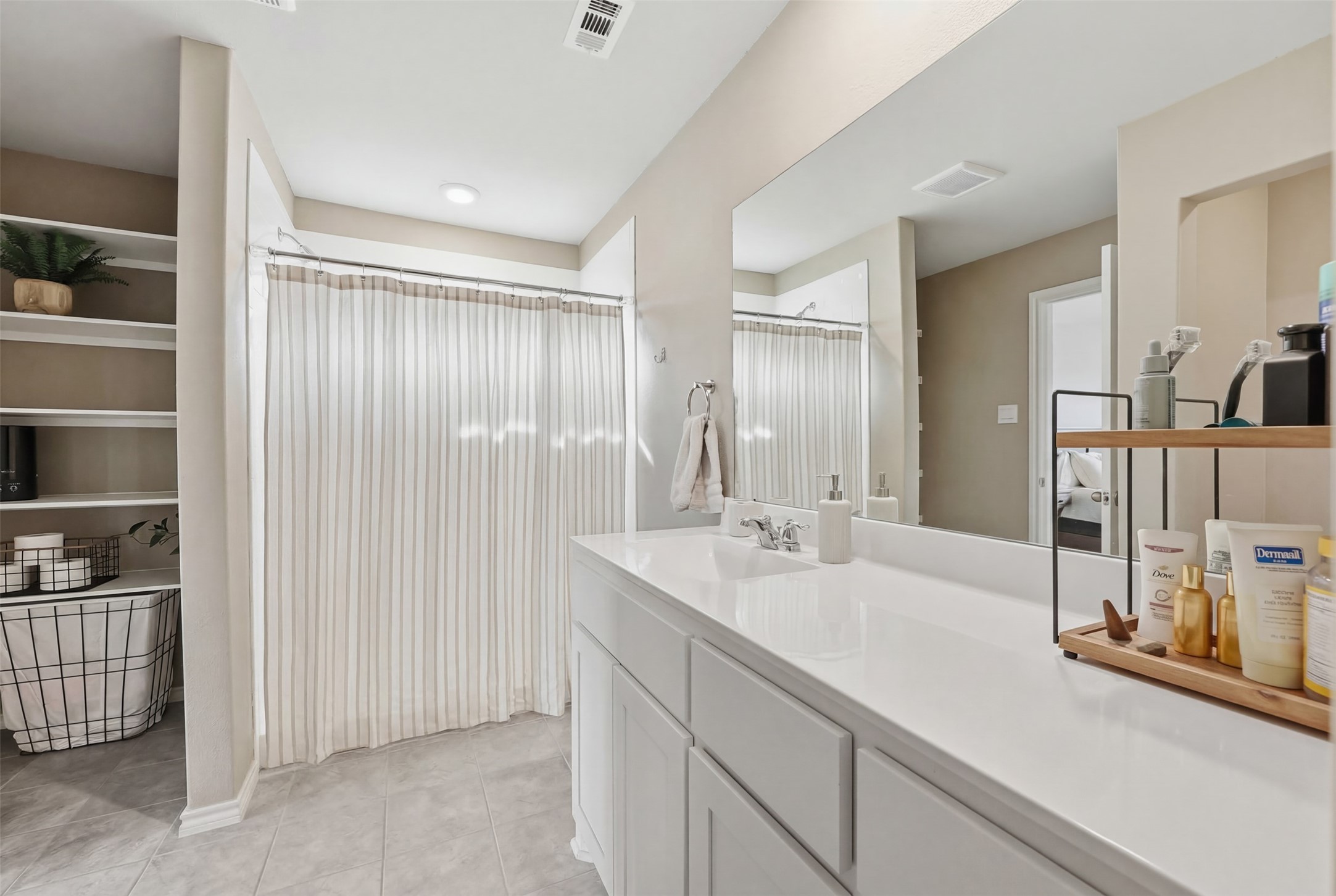 613 Whitecomb Lane Justin TX 76247