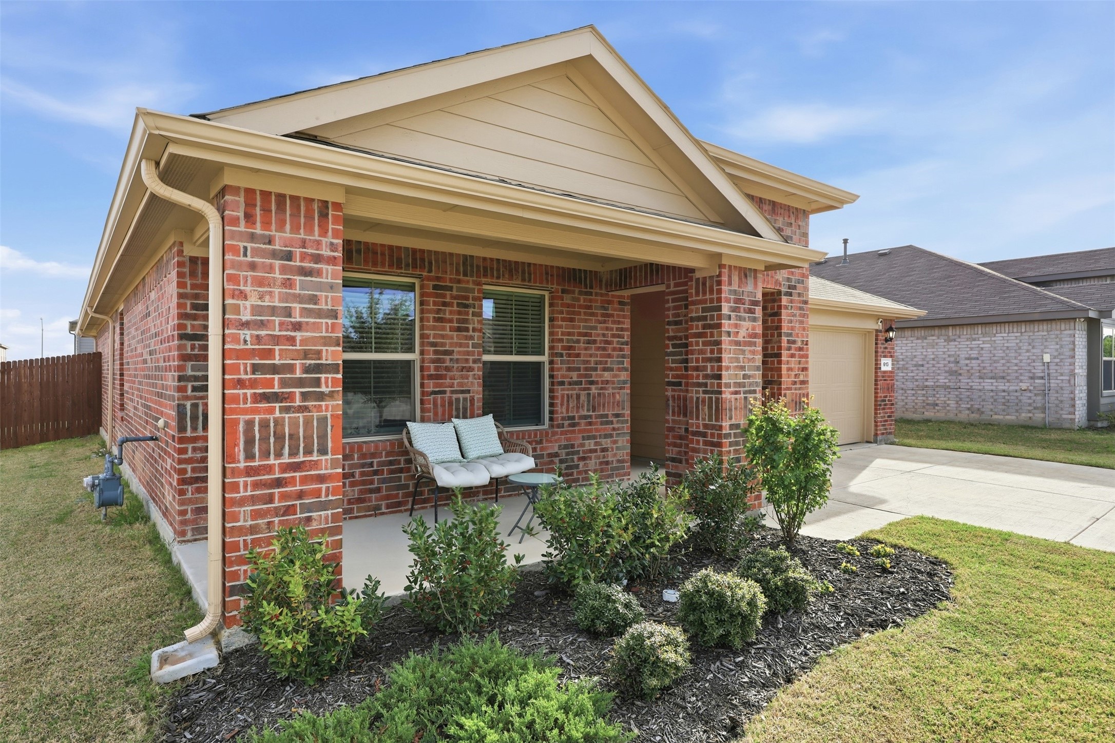 613 Whitecomb Lane Justin TX 76247