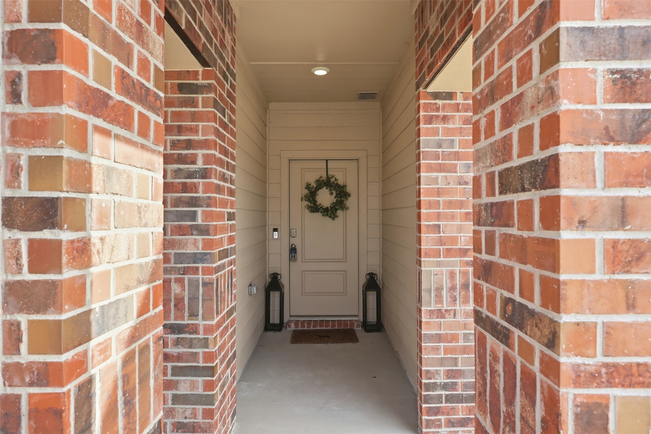 613 Whitecomb Lane Justin TX 76247