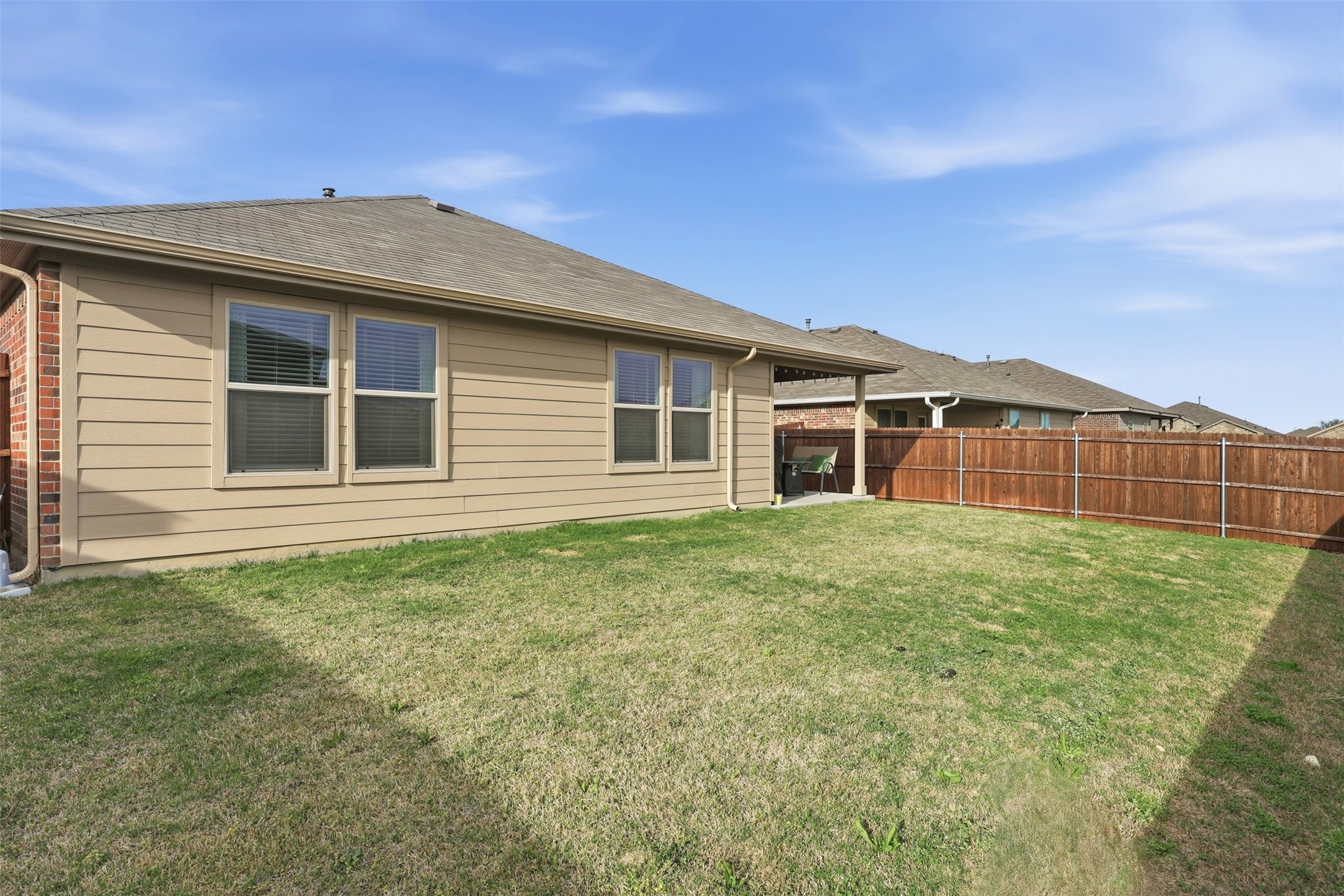 613 Whitecomb Lane Justin TX 76247