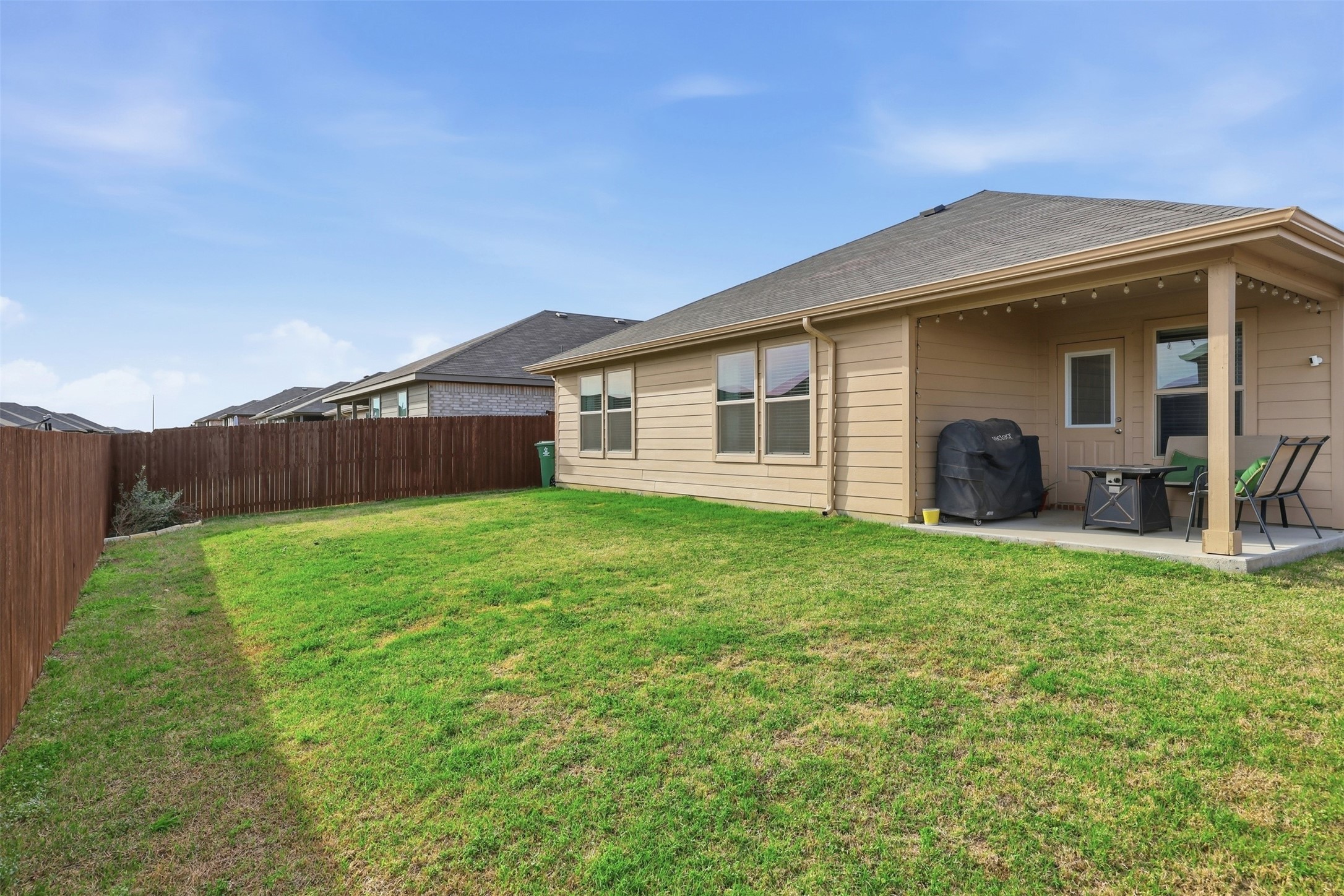 613 Whitecomb Lane Justin TX 76247