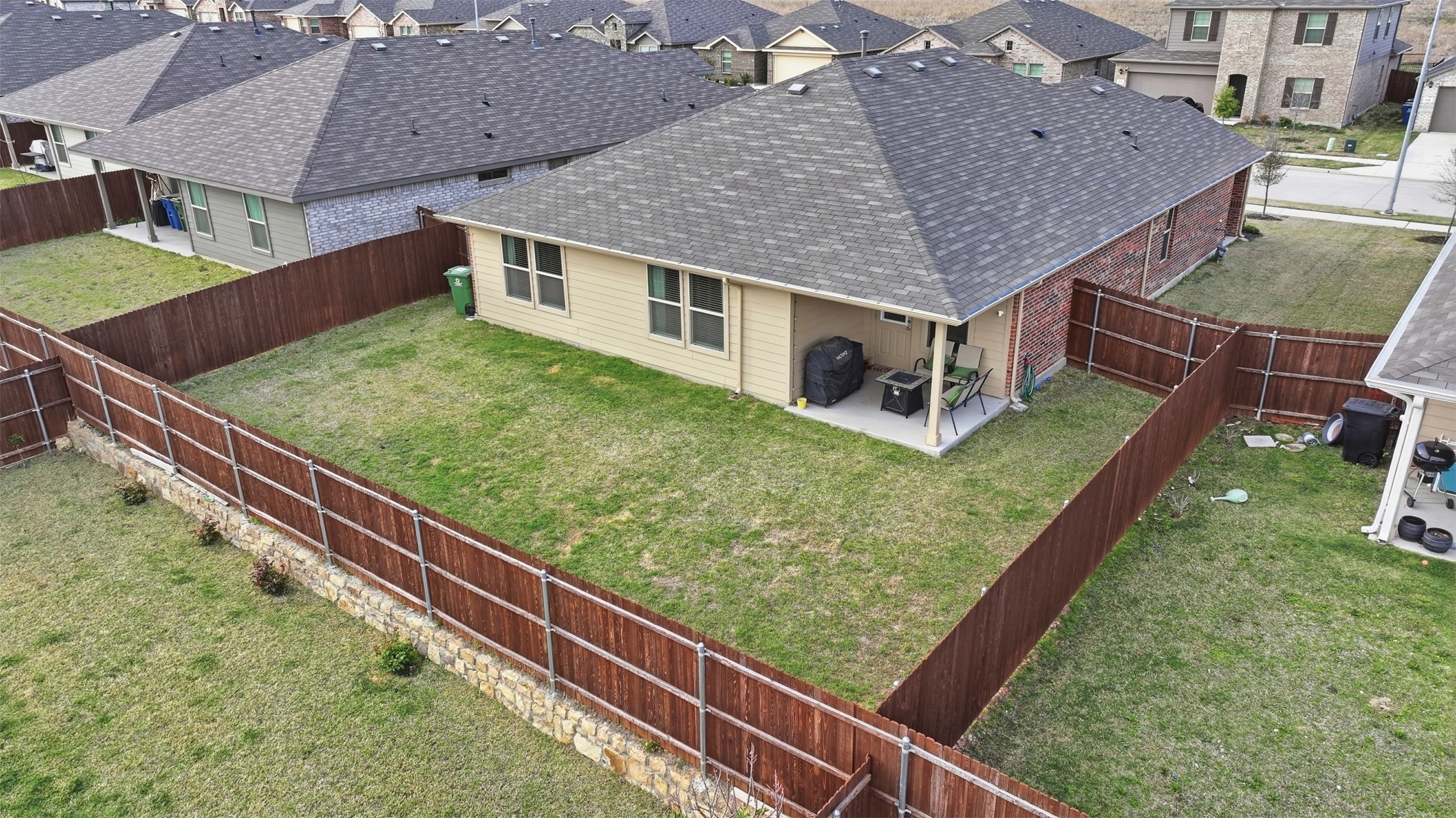 613 Whitecomb Lane Justin TX 76247