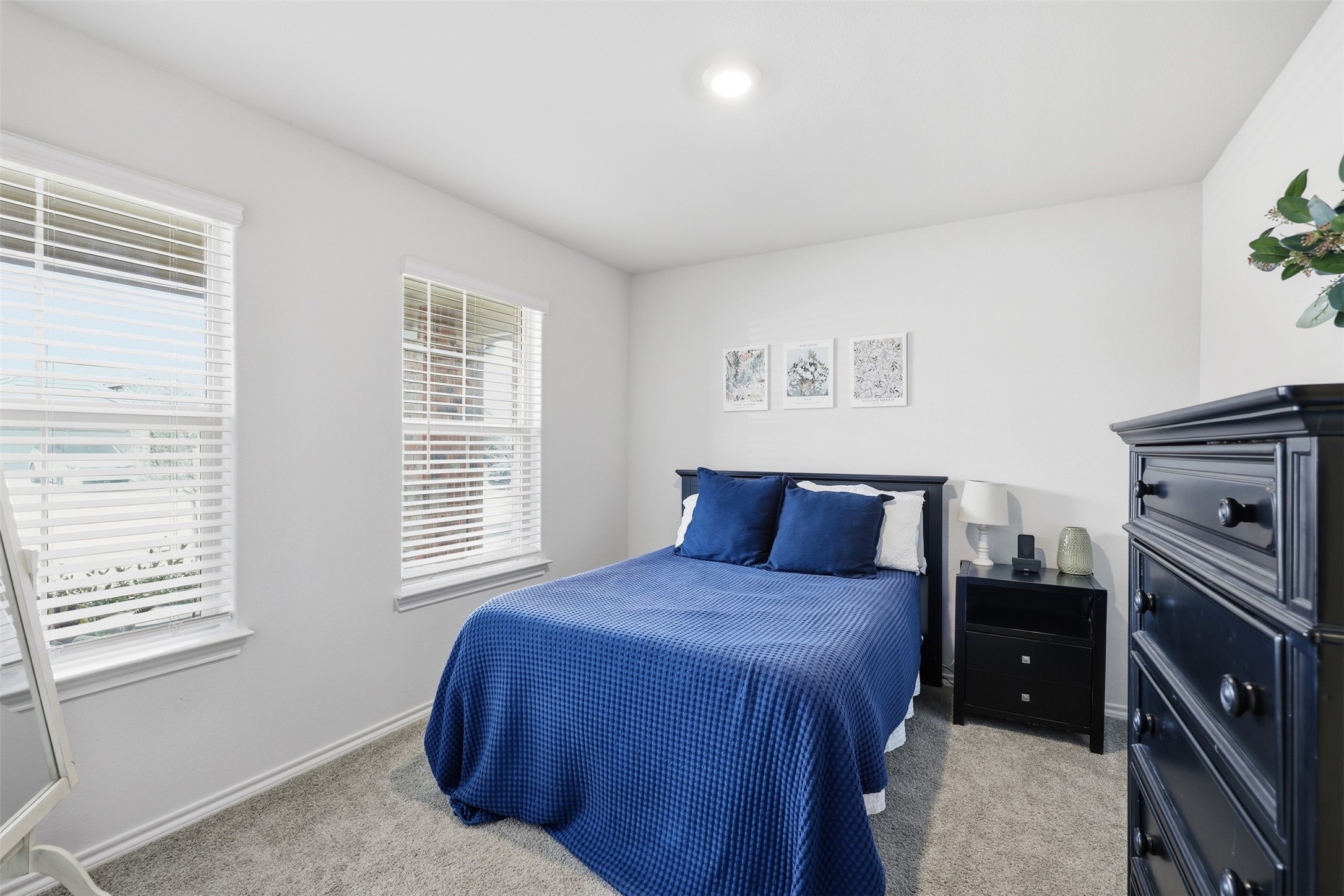 613 Whitecomb Lane Justin TX 76247