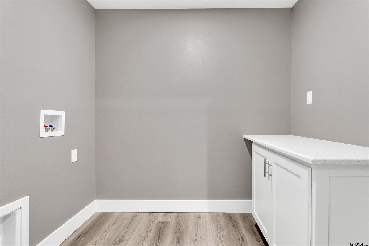 613 Northgate Drive Lindale TX 75771