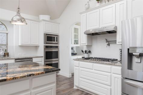 1008 Hummingbird Court Forney TX 75126