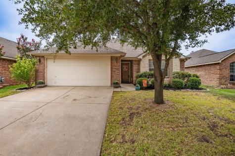 4404 Shady Elm Drive Mansfield TX 76063