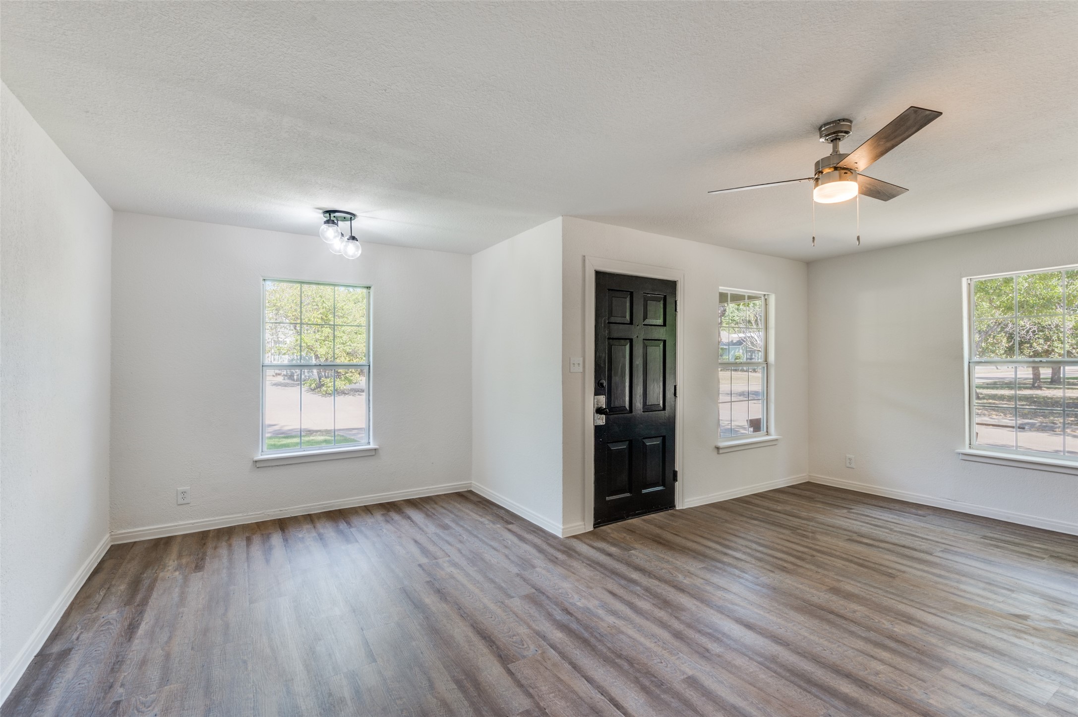 4101 Valentine Street Fort Worth TX 76107