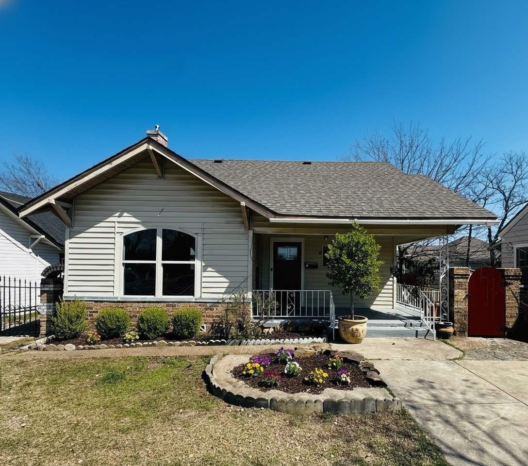 1215 N 18th Street Waco TX 76707