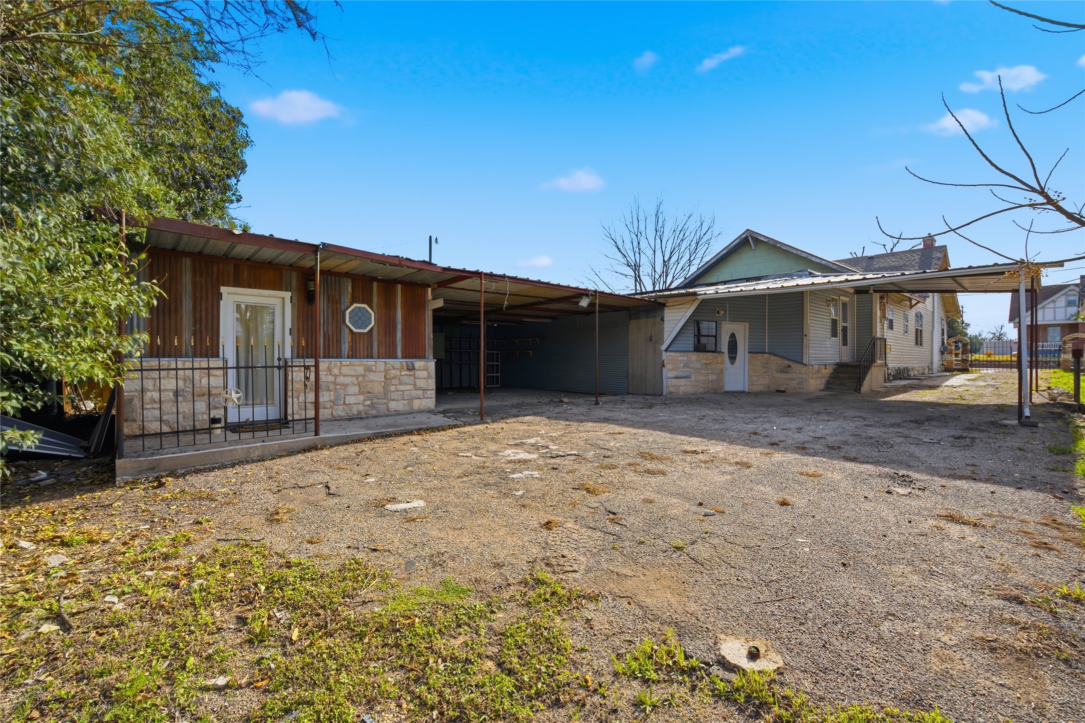 1215 N 18th Street Waco TX 76707