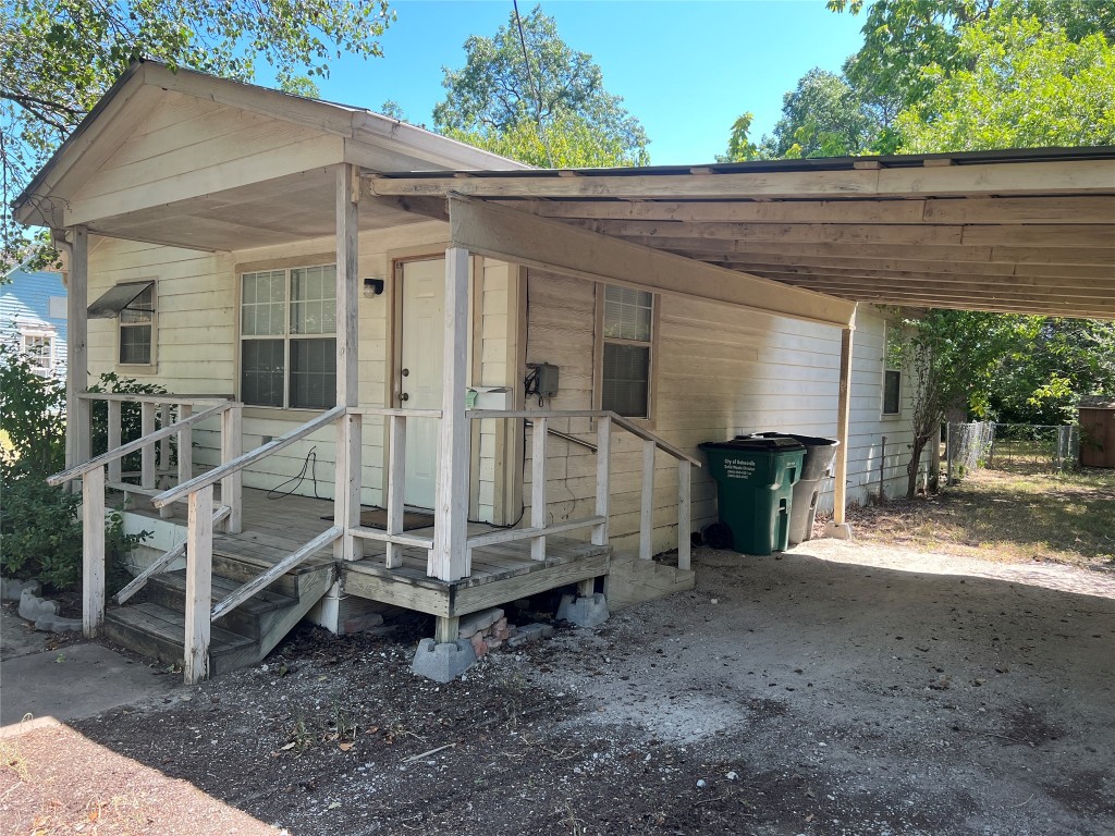 614 Moran Street Gainesville TX 76240