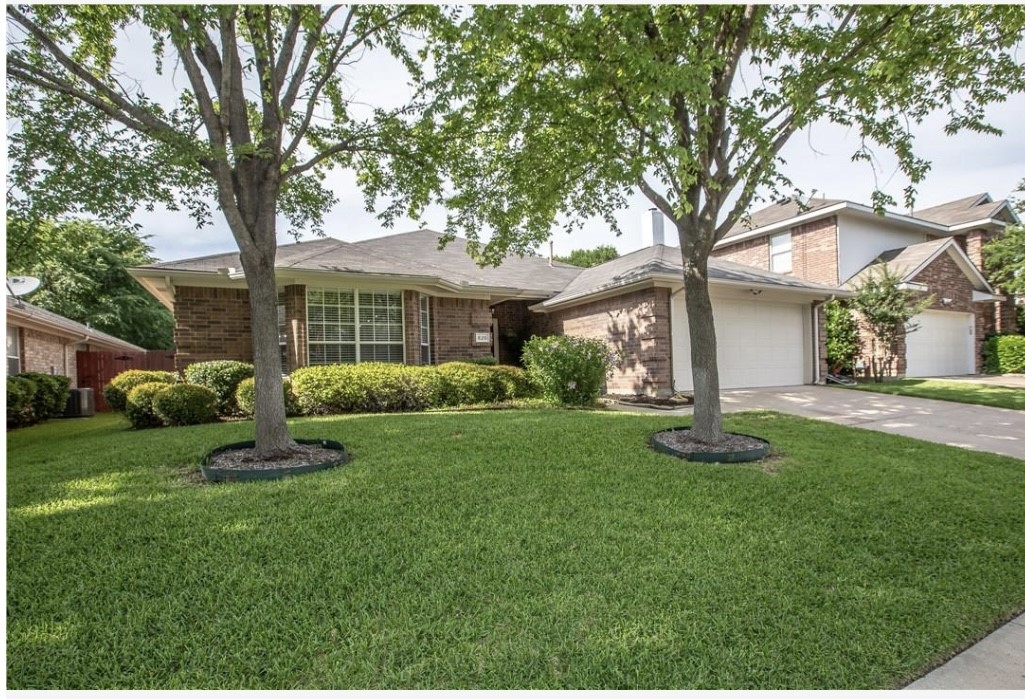 820 Oak Hollow Lane Rockwall TX 75087