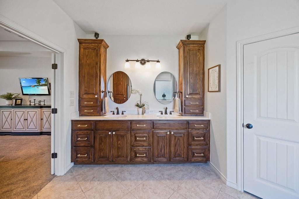 577 Hidden Lakes Boulevard Gunter TX 75058