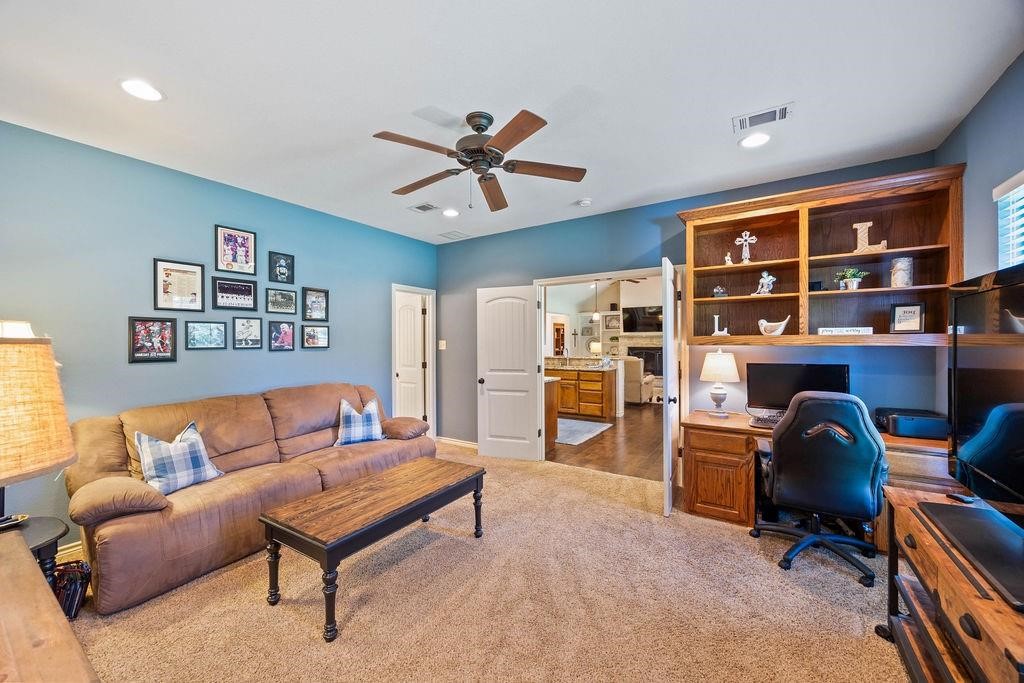 577 Hidden Lakes Boulevard Gunter TX 75058