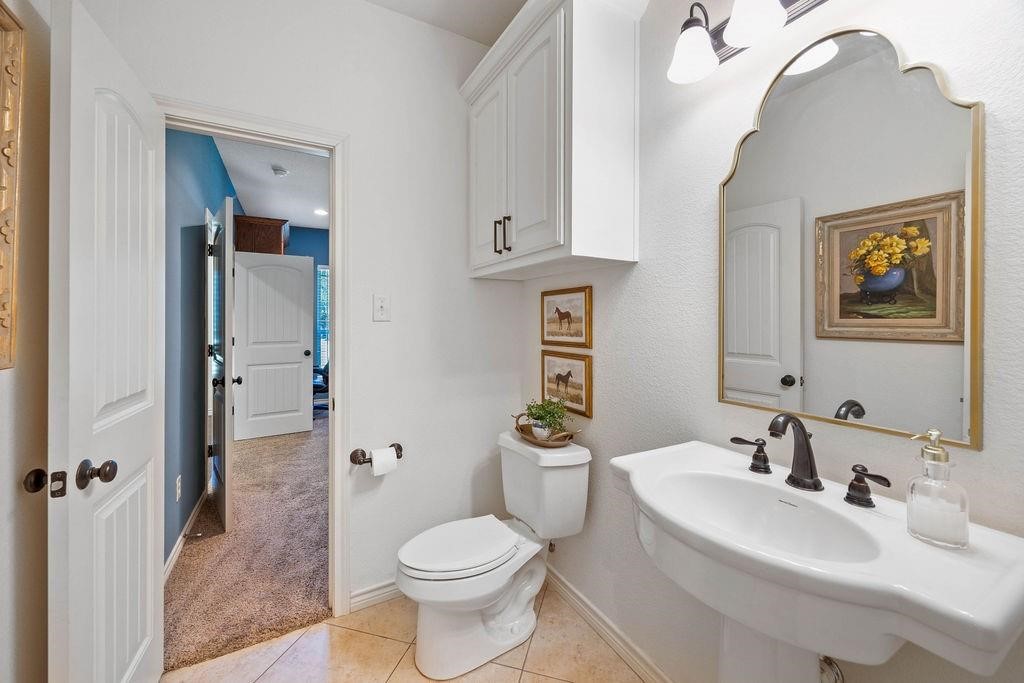 577 Hidden Lakes Boulevard Gunter TX 75058
