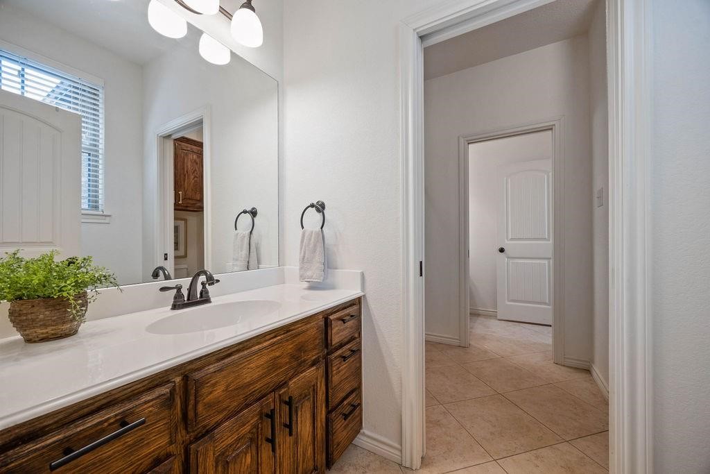 577 Hidden Lakes Boulevard Gunter TX 75058