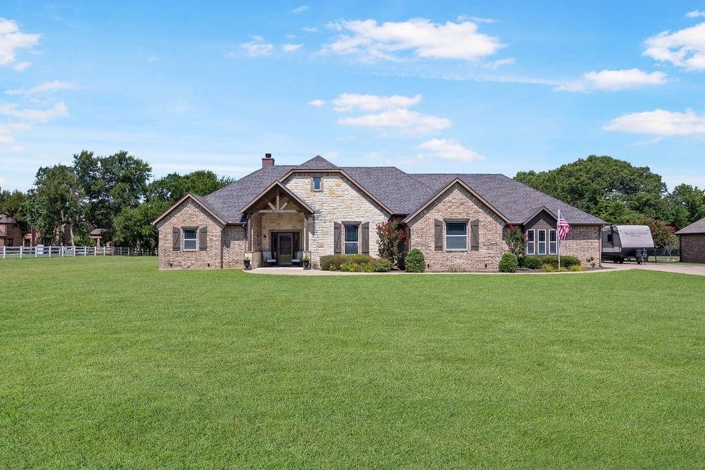 577 Hidden Lakes Boulevard Gunter TX 75058
