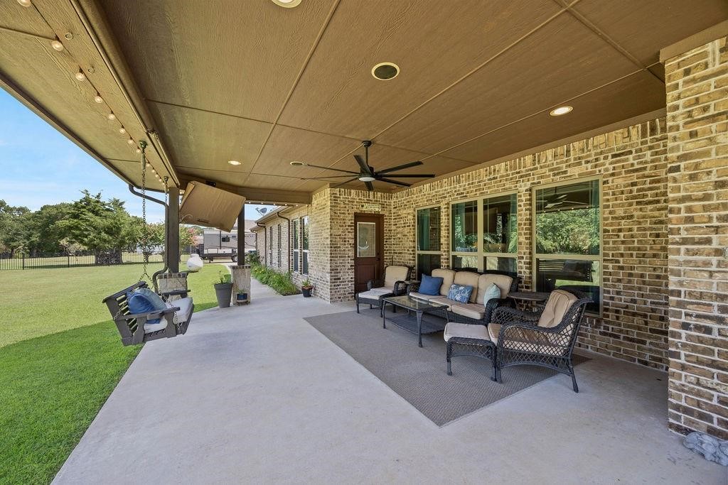 577 Hidden Lakes Boulevard Gunter TX 75058