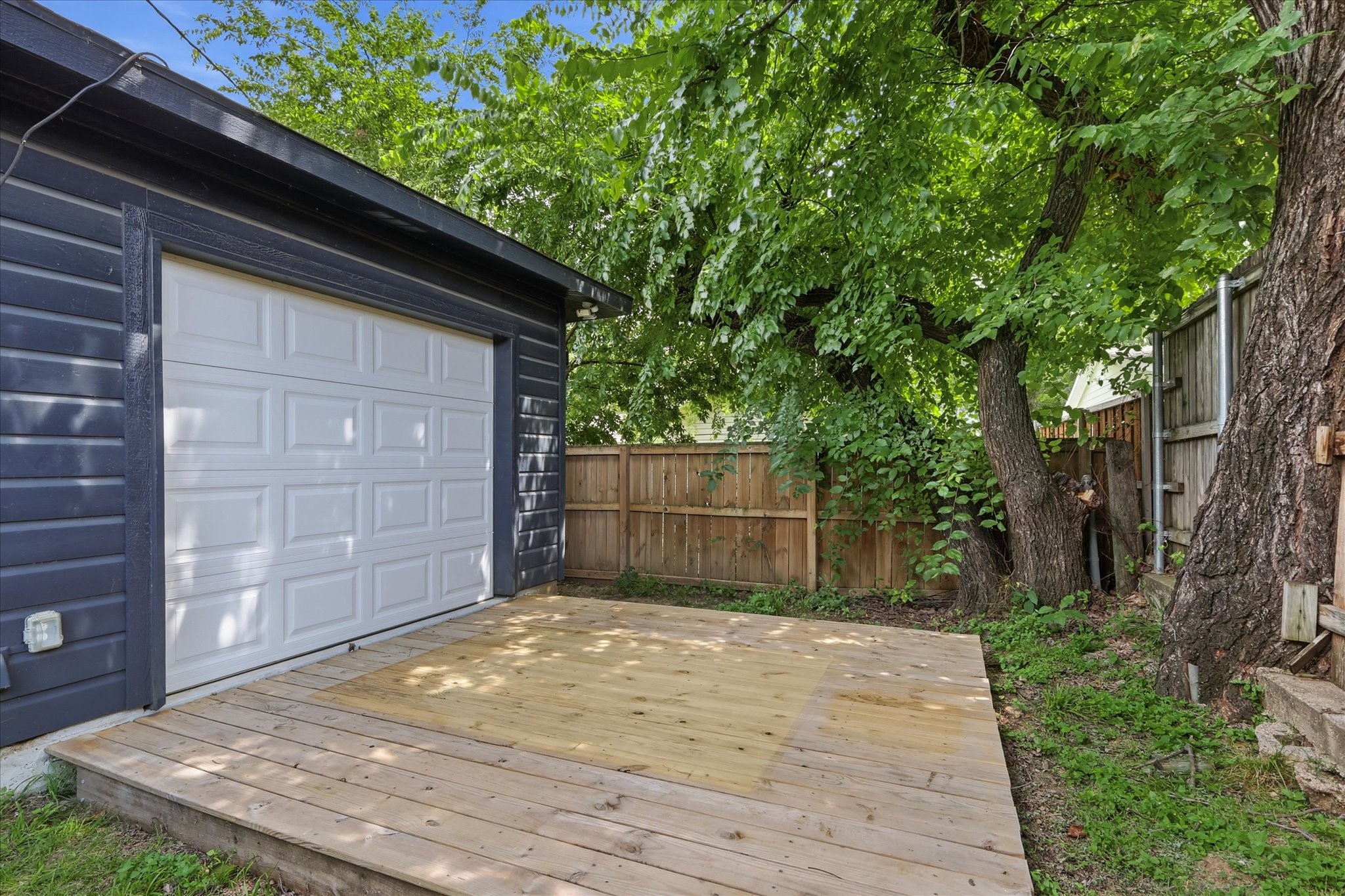 358 Birch Street Lewisville TX 75057