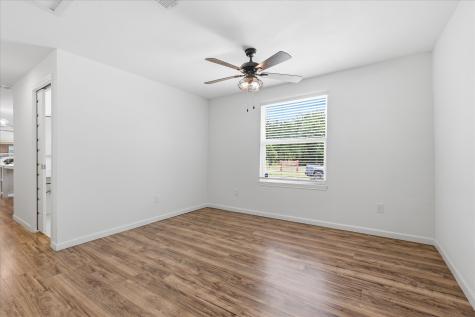 358 Birch Street Lewisville TX 75057