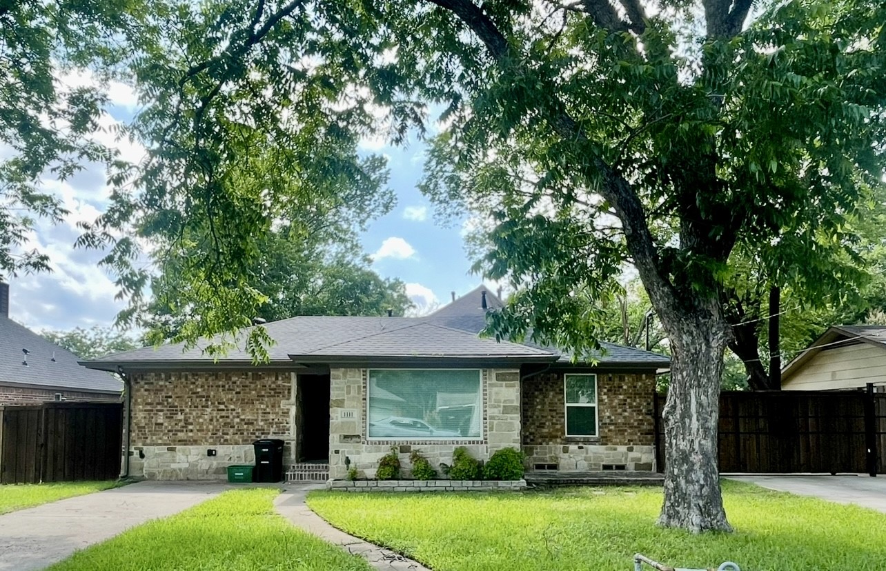 1111 Ervin Lane Mesquite TX 75149