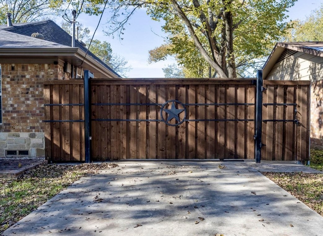 1111 Ervin Lane Mesquite TX 75149