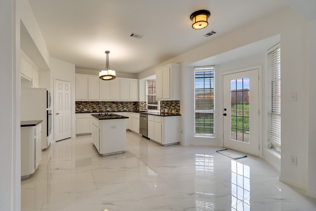 3520 Cimarron Drive Carrollton TX 75007
