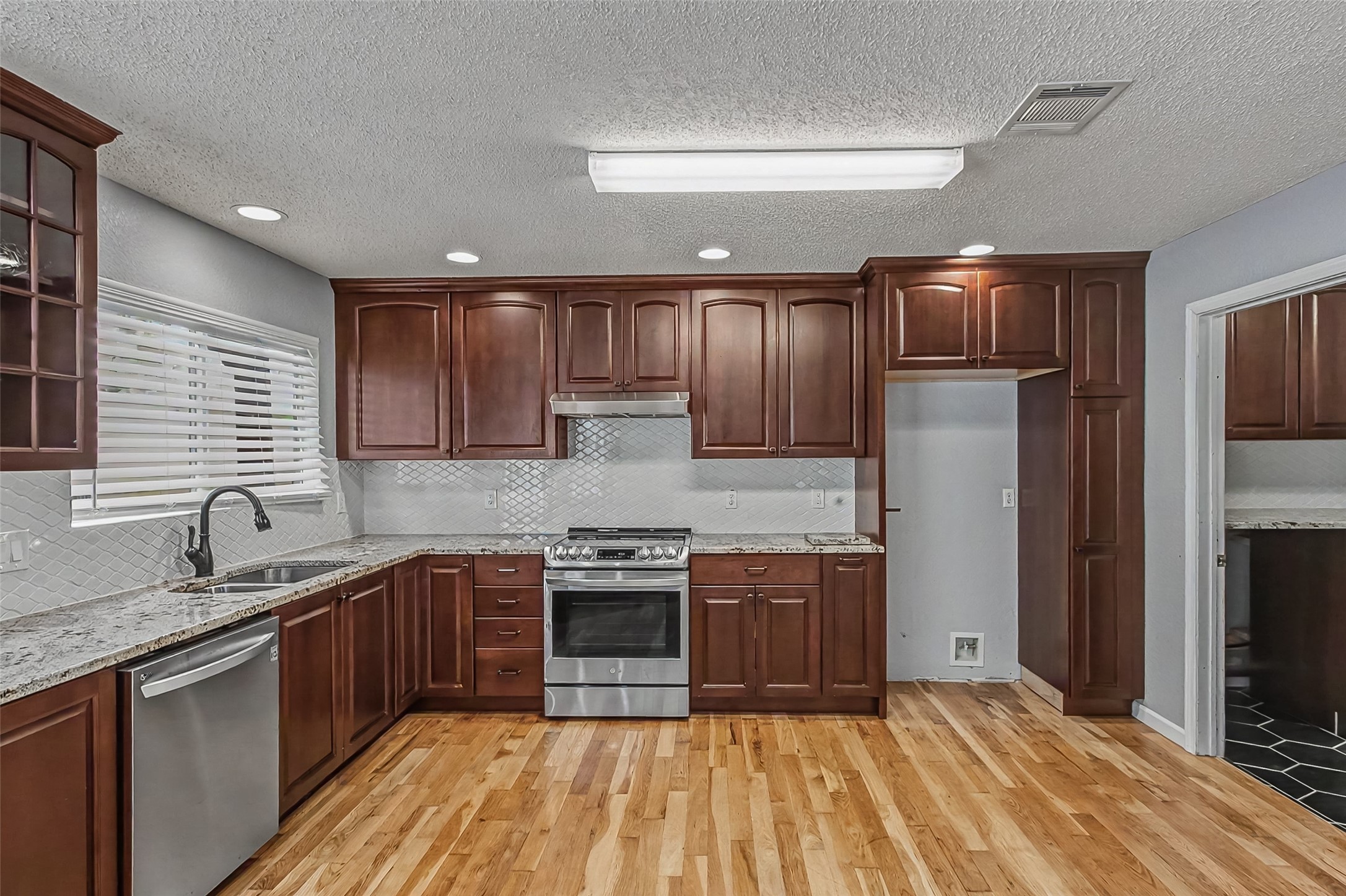 504 Tweeter Drive Fort Worth TX 76108
