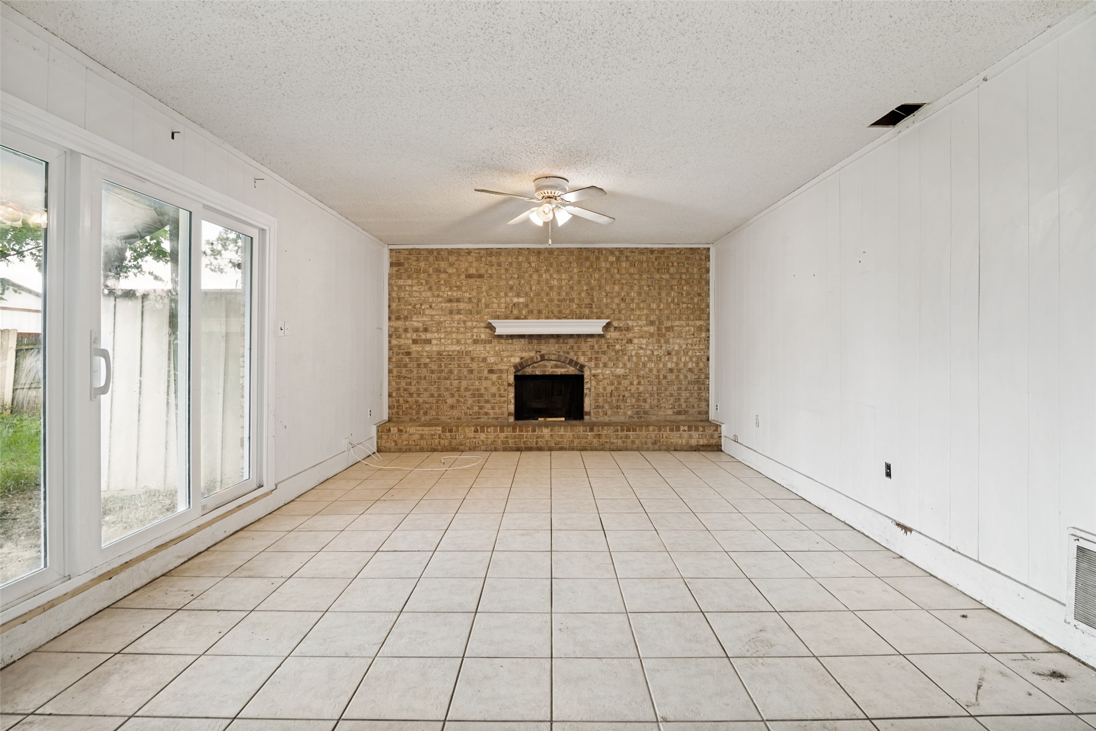 1101 Via Del Rey Mesquite TX 75150