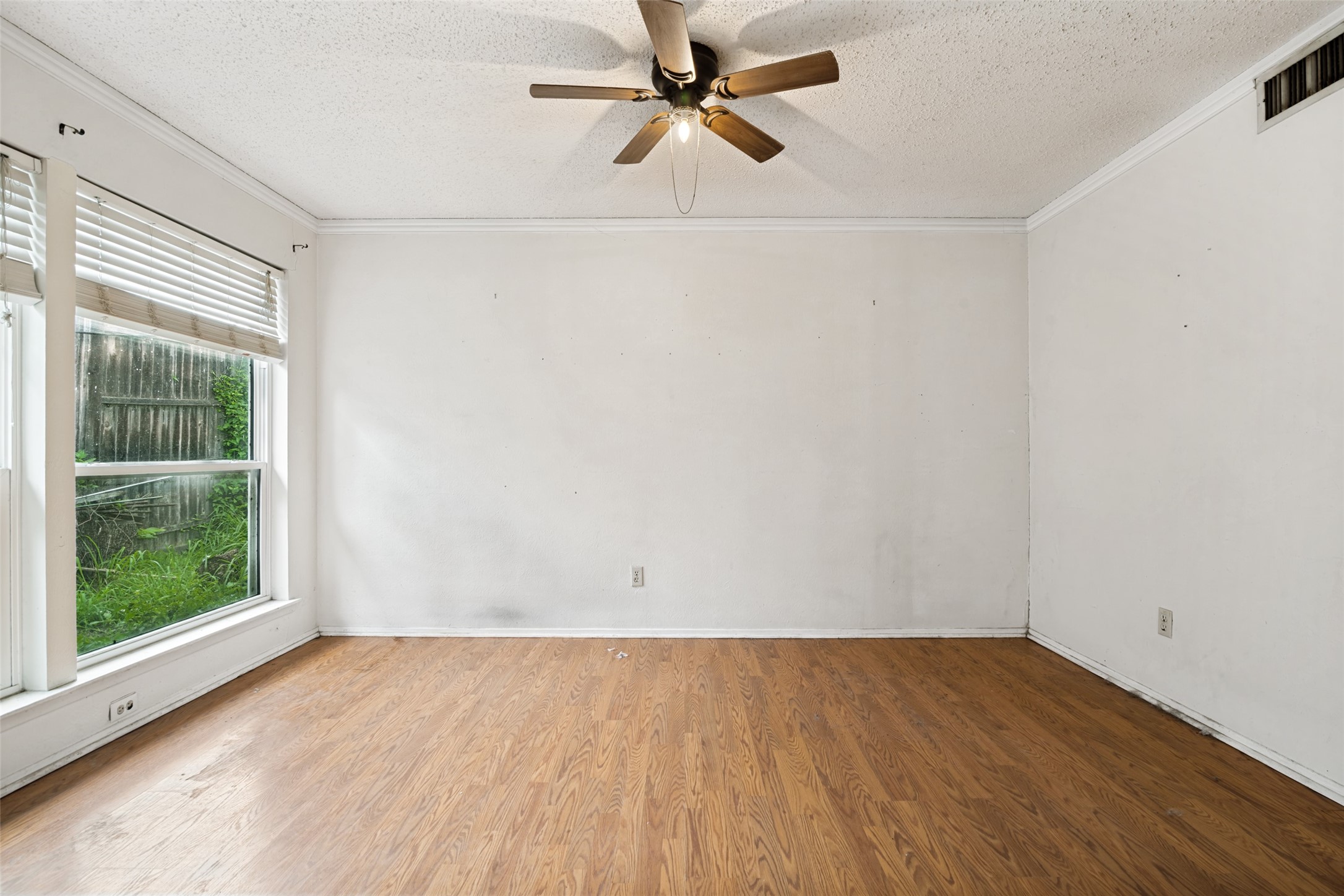 1101 Via Del Rey Mesquite TX 75150