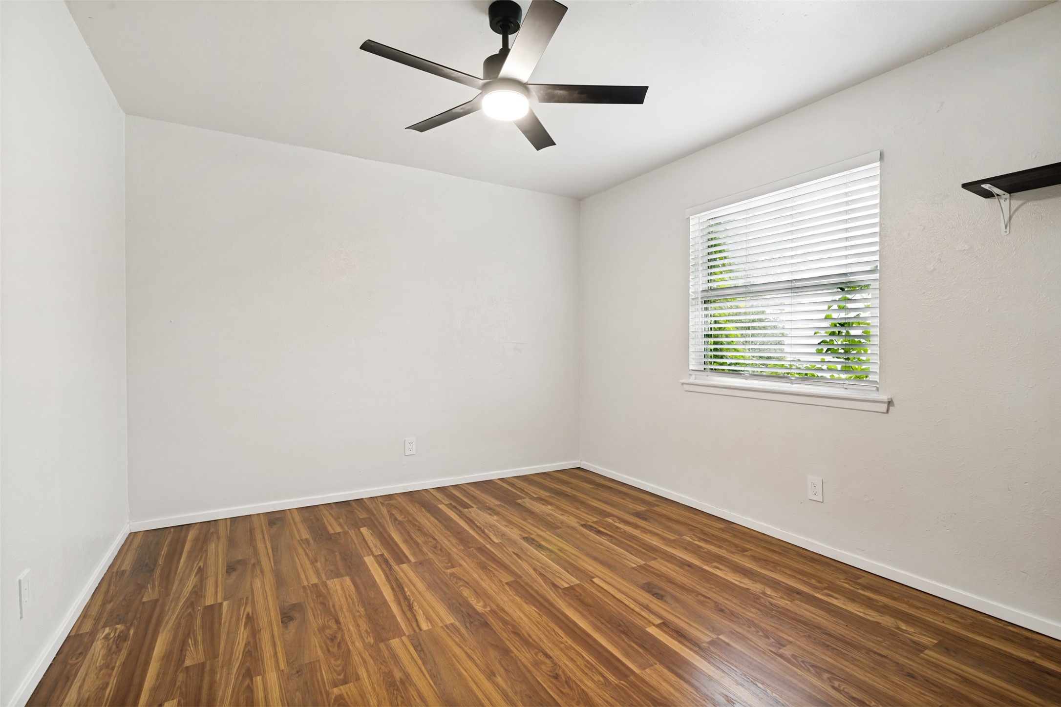 1101 Via Del Rey Mesquite TX 75150