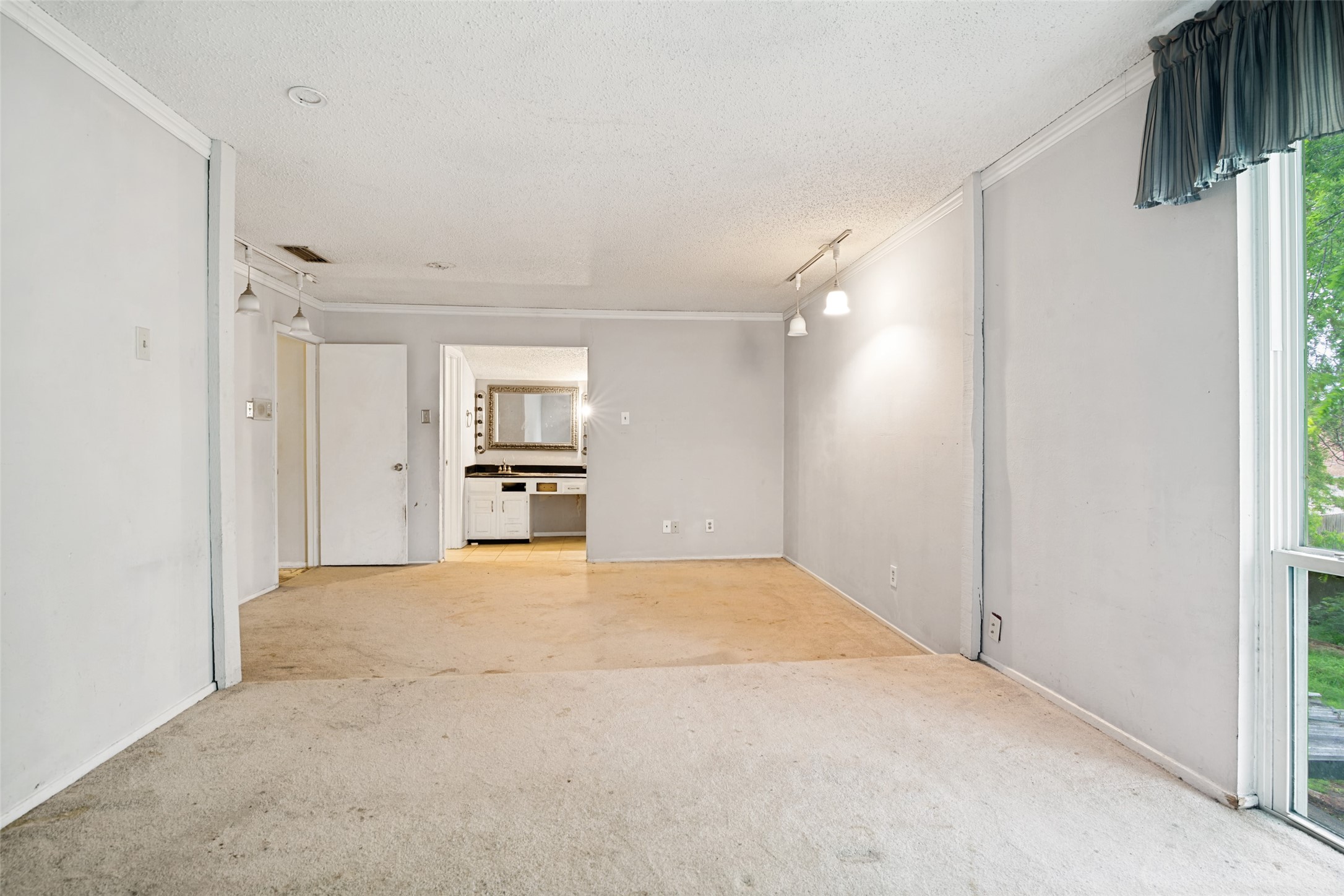 1101 Via Del Rey Mesquite TX 75150