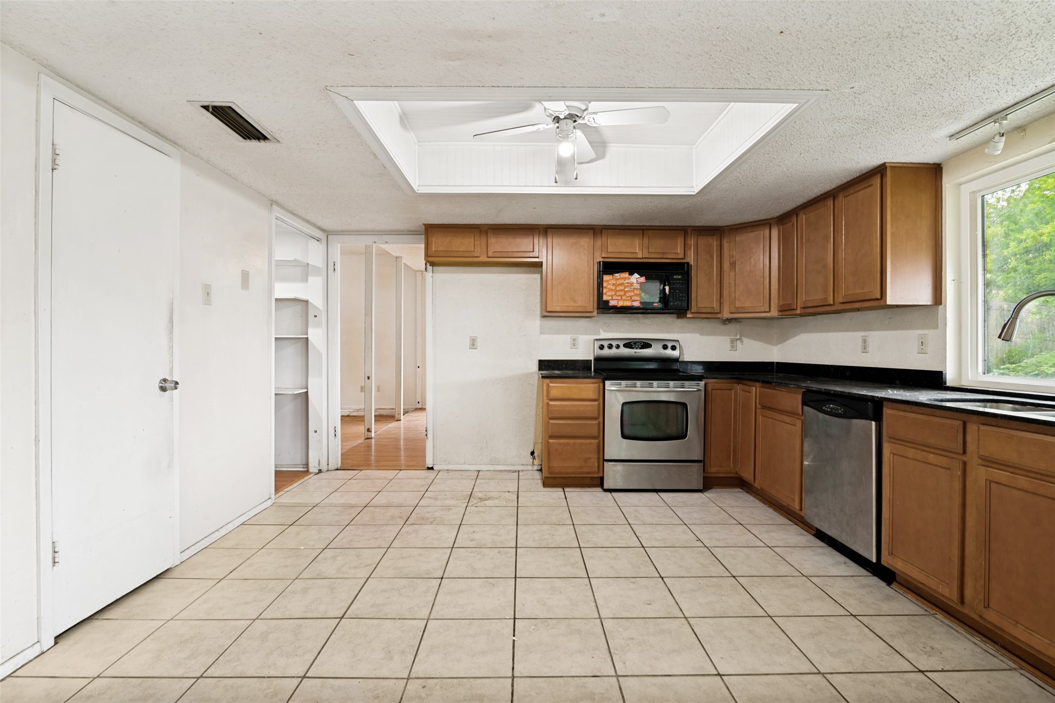 1101 Via Del Rey Mesquite TX 75150