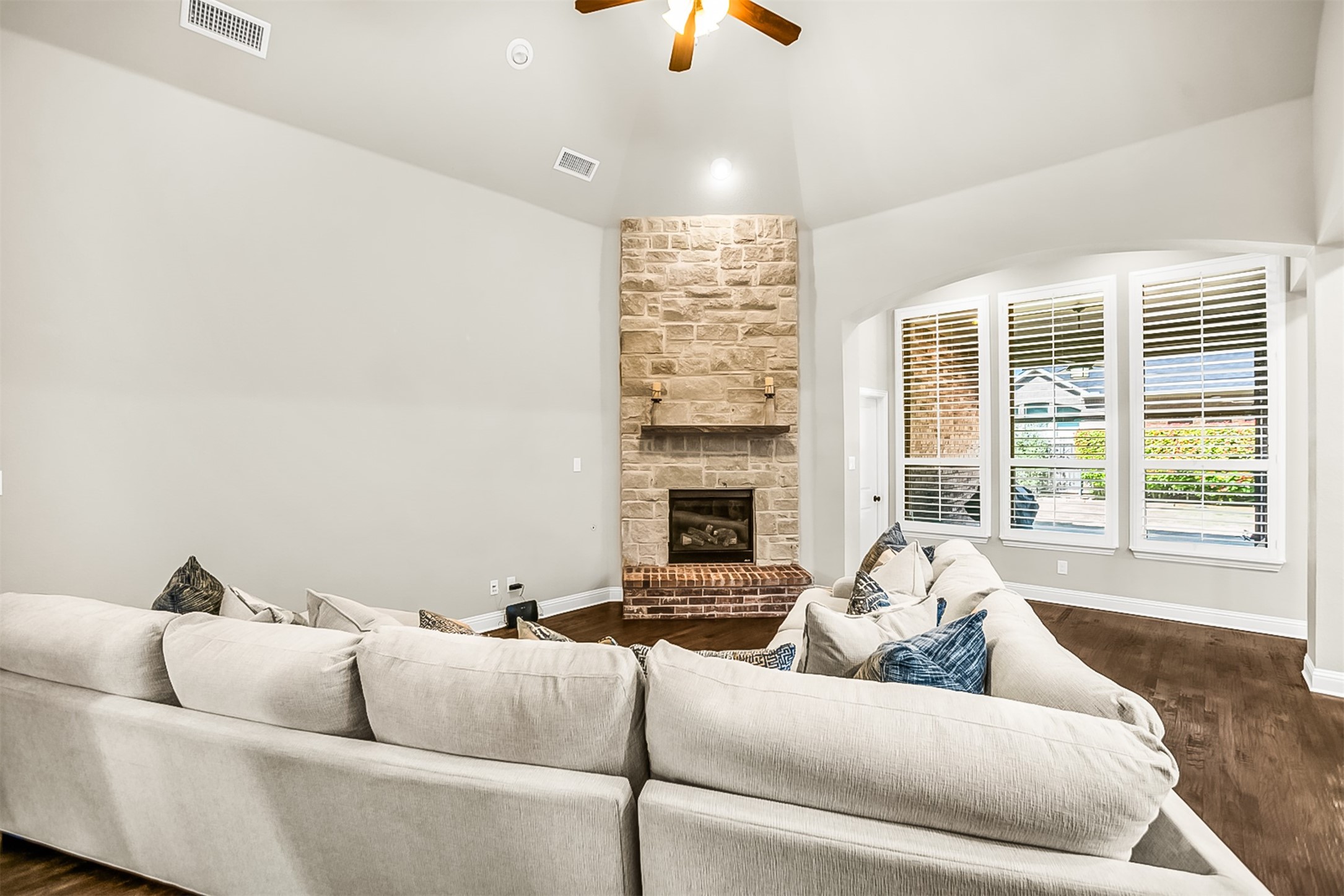 6913 Barolo Drive Rowlett TX 75088