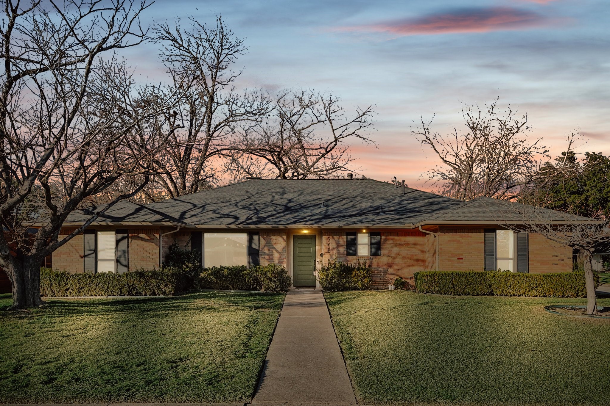9235 Orbiter Drive Dallas TX 75243