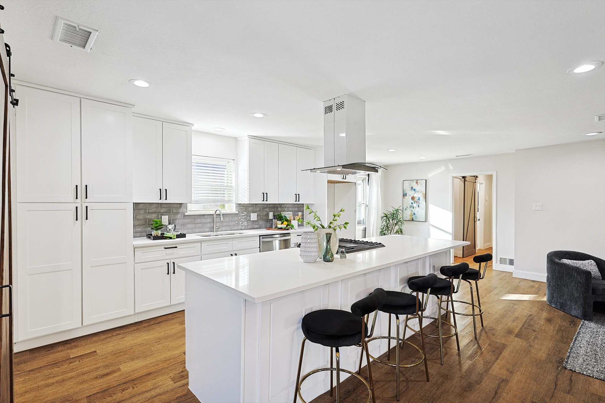 9235 Orbiter Drive Dallas TX 75243