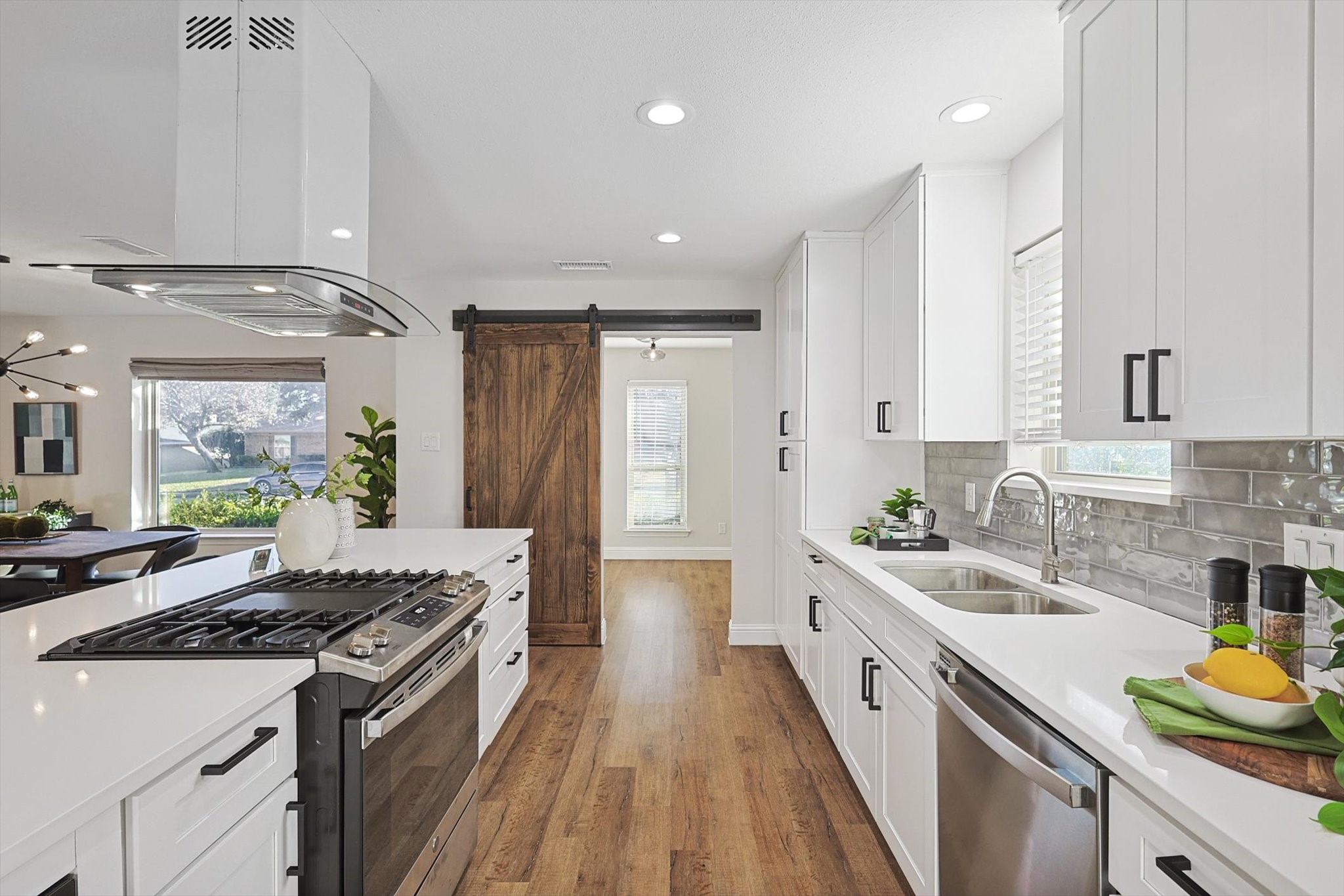 9235 Orbiter Drive Dallas TX 75243