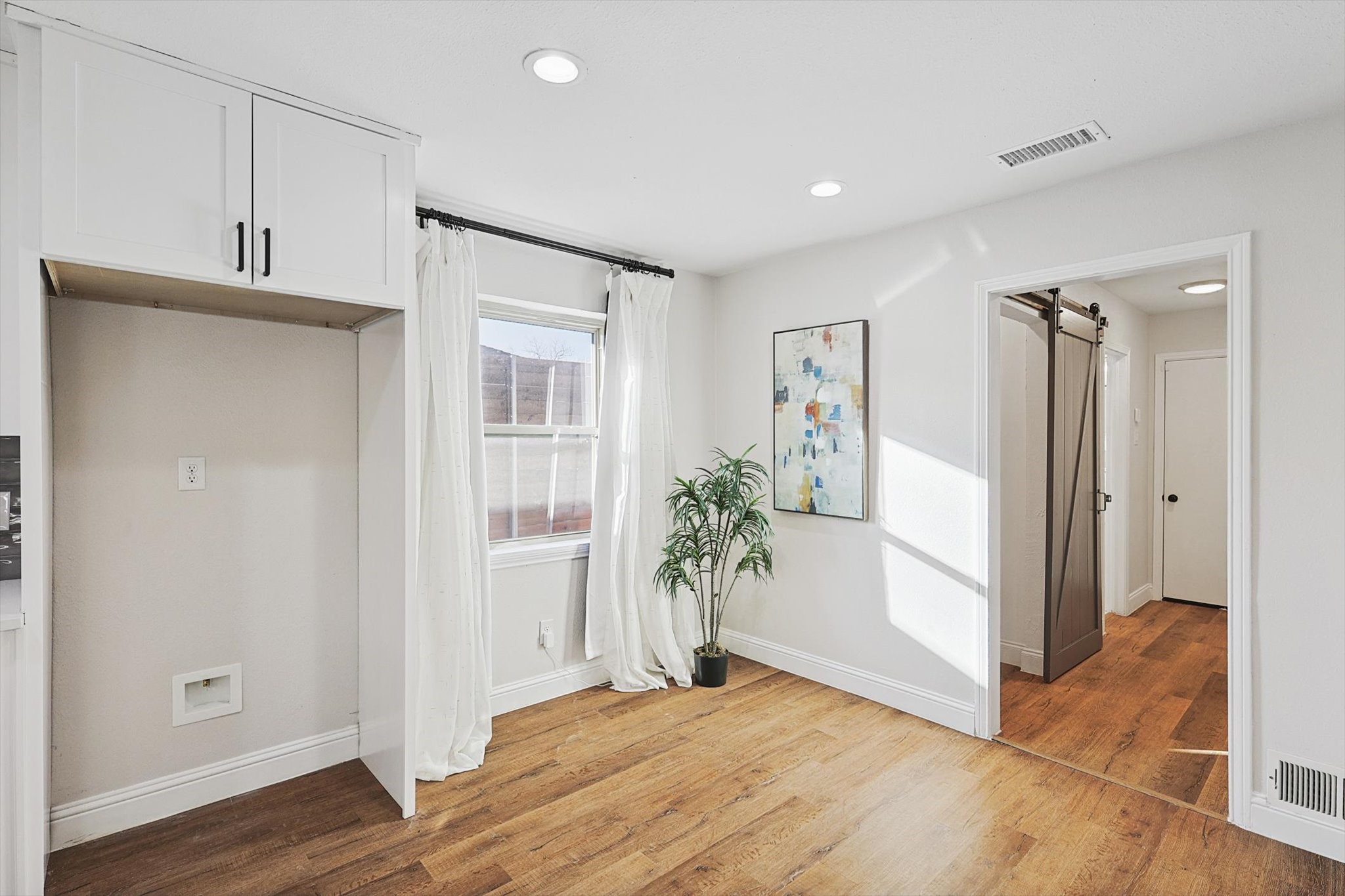9235 Orbiter Drive Dallas TX 75243