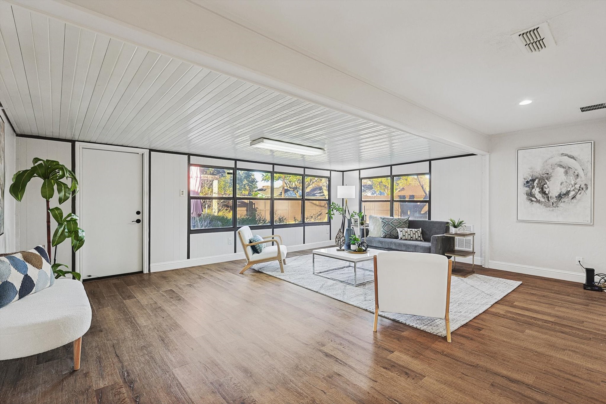 9235 Orbiter Drive Dallas TX 75243