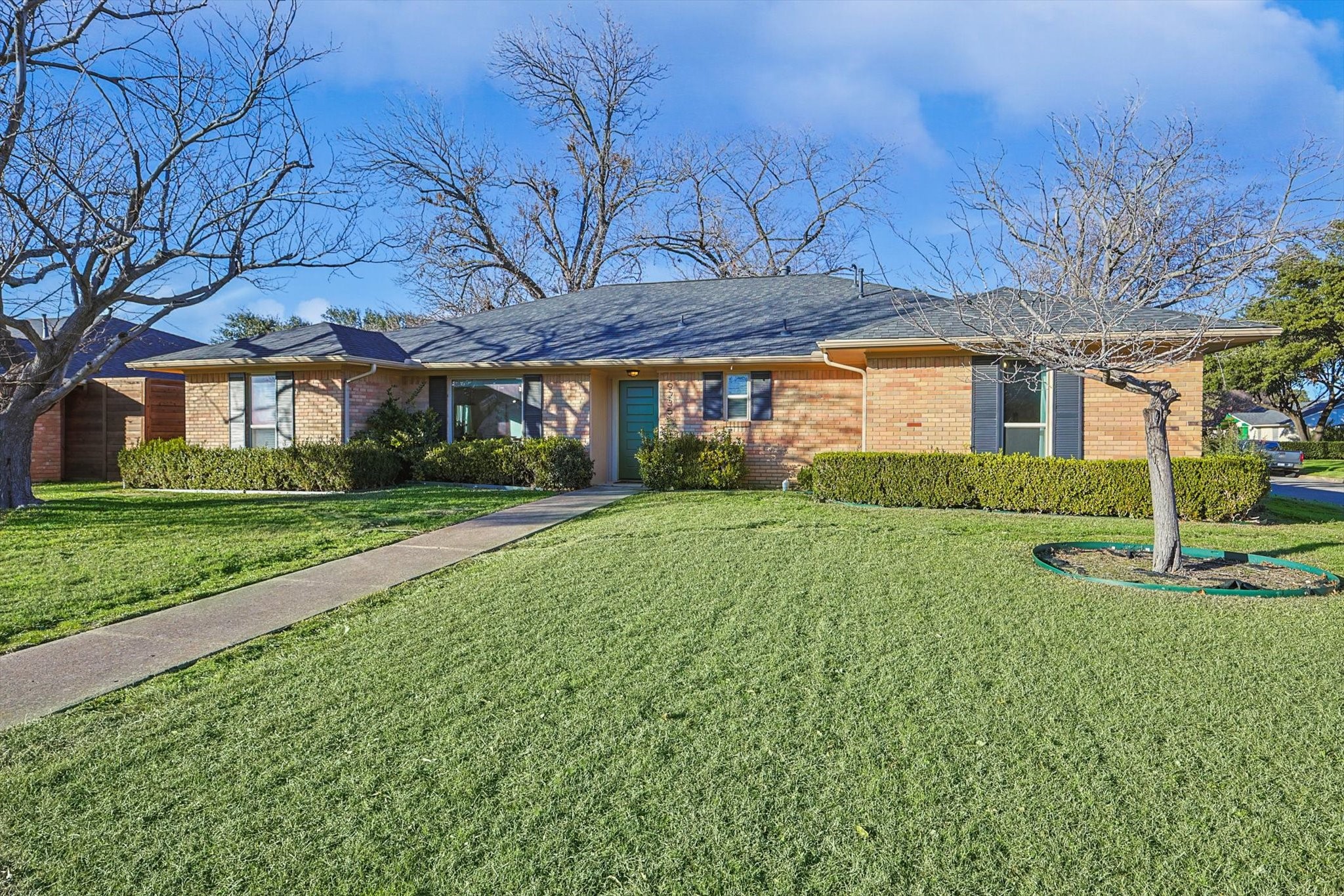 9235 Orbiter Drive Dallas TX 75243