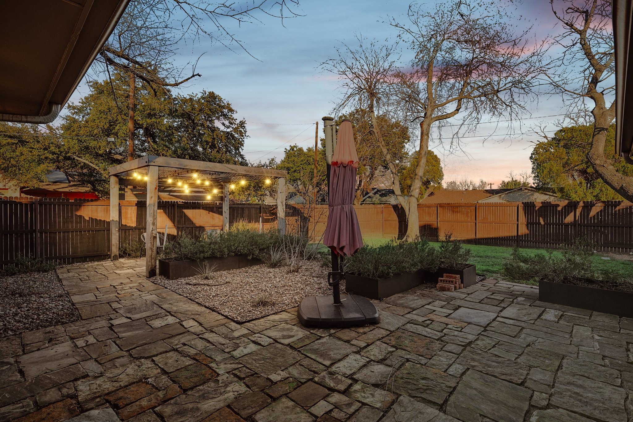 9235 Orbiter Drive Dallas TX 75243