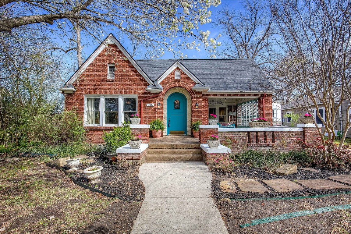 1802 Park Street Greenville TX 75401