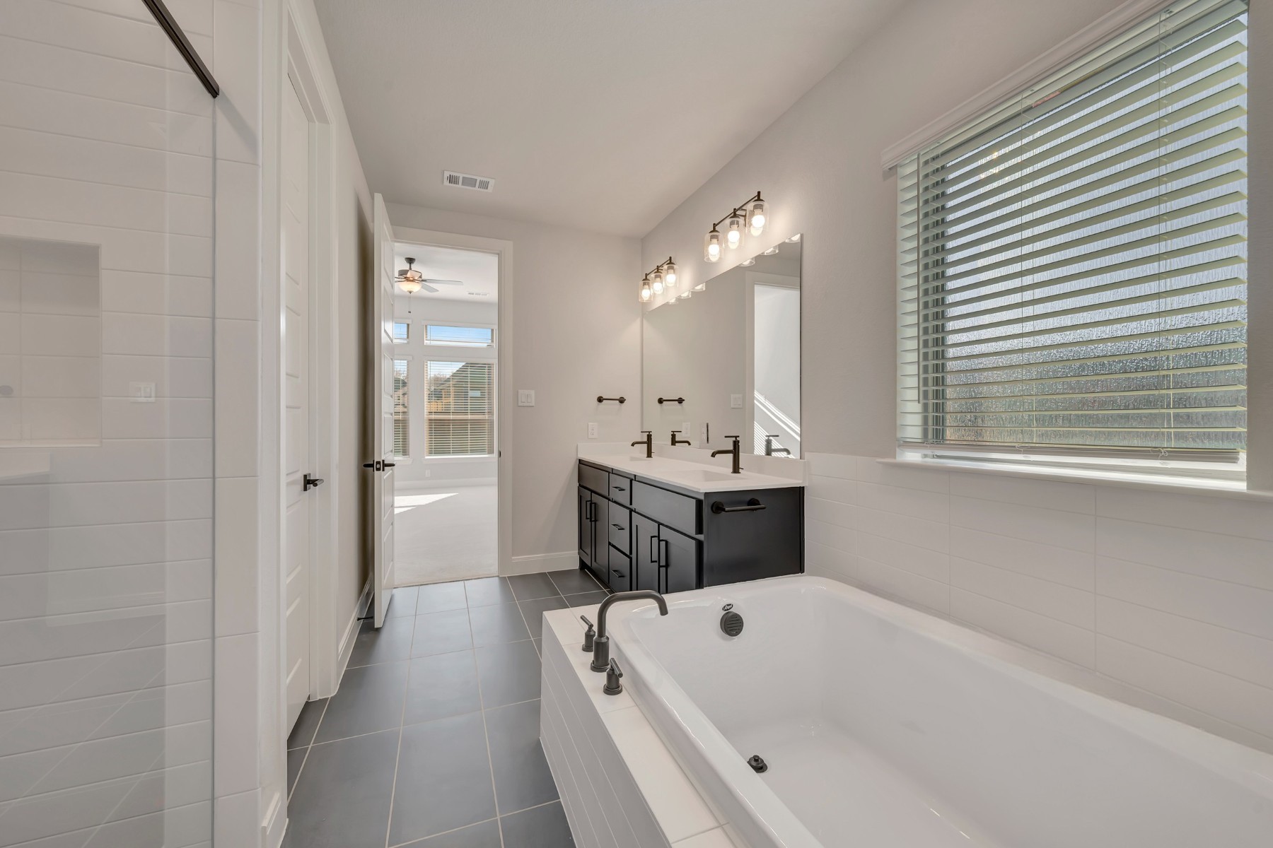 1829 Finn Avenue Van Alstyne TX 75495